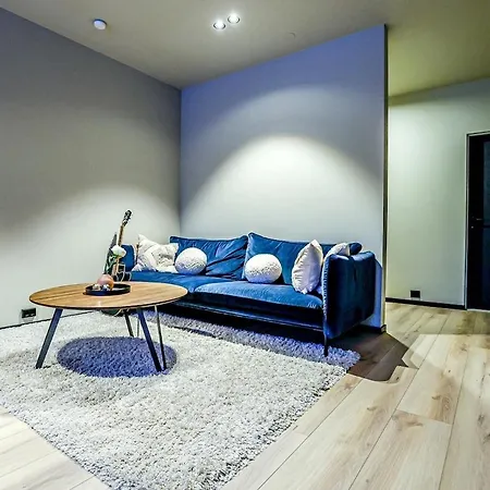 Amazing Total Renovated Near Centrum Apartment