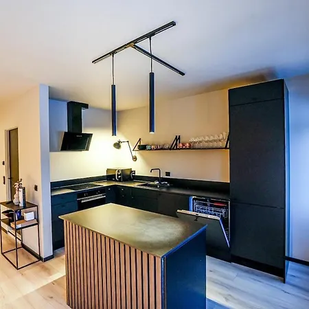 Apartment Amazing Total Renovated Near Centrum *